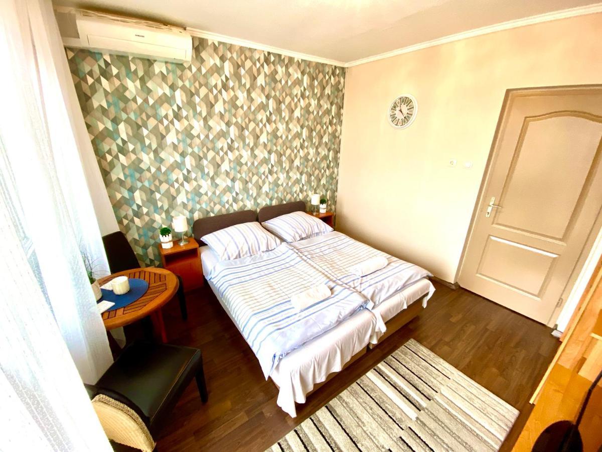 Aqua Blue Apartmanok - Siofok Ngoại thất bức ảnh