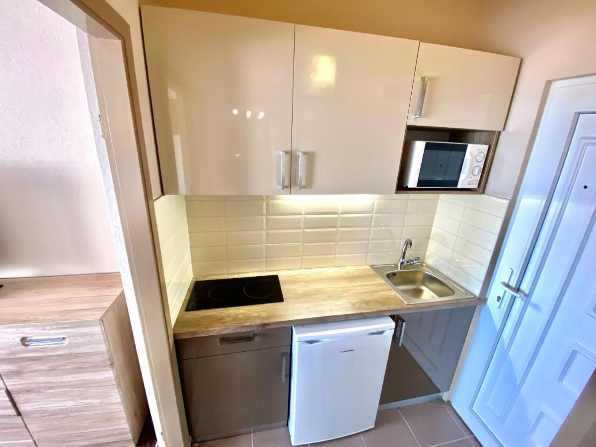 Aqua Blue Apartmanok - Siofok Ngoại thất bức ảnh
