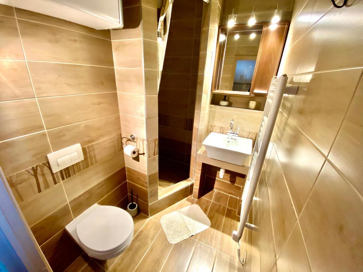Aqua Blue Apartmanok - Siofok Ngoại thất bức ảnh